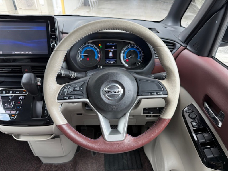 日産 ルークス