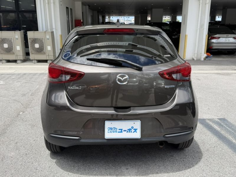 マツダ MAZDA 2
