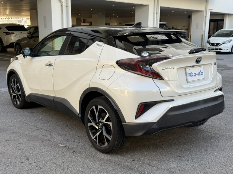 トヨタ C-HR