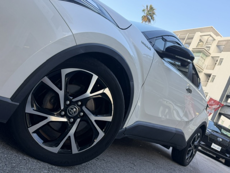 トヨタ C-HR
