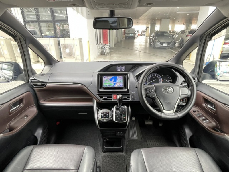 トヨタ エスクァイア