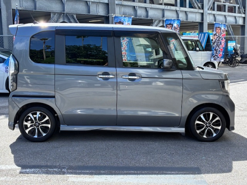 ホンダ N-BOX