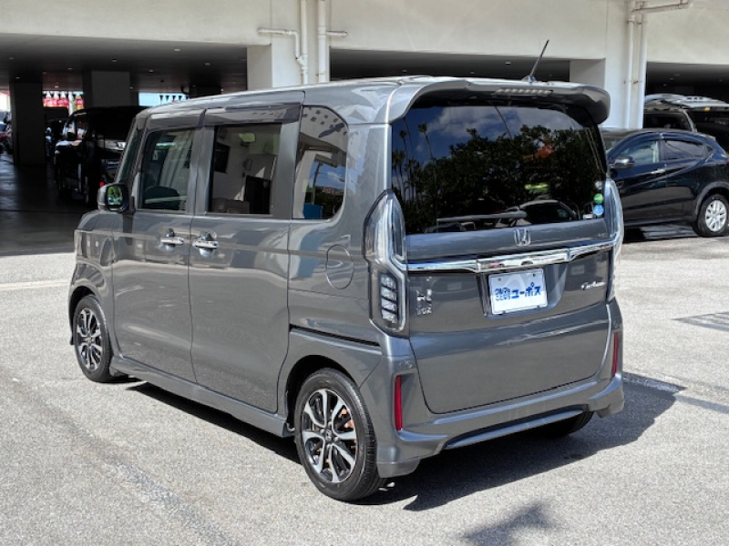 ホンダ N-BOX