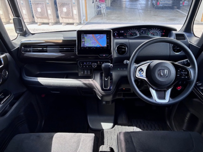 ホンダ N-BOX