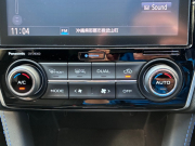 スバル レヴォーグ