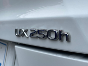 レクサス UX
