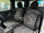 ダイハツ タフト