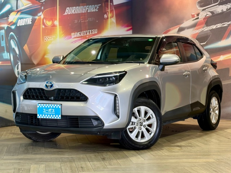 ヤリスクロス　入庫しました