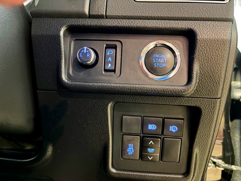 トヨタ ランドクルーザープラド