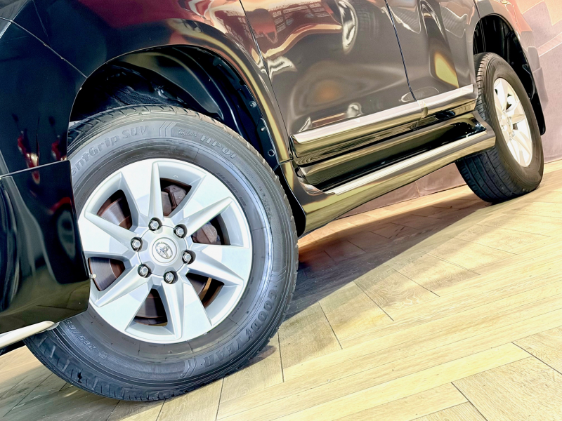 トヨタ ランドクルーザープラド