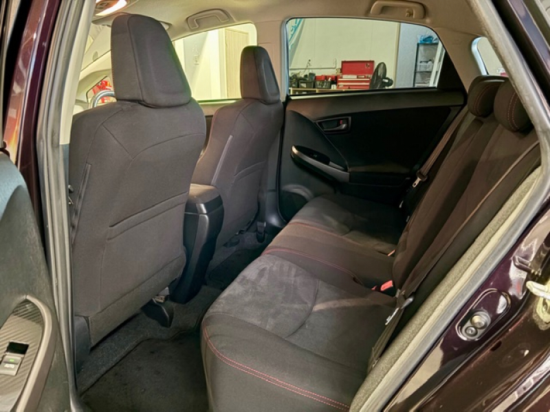 トヨタ プリウス