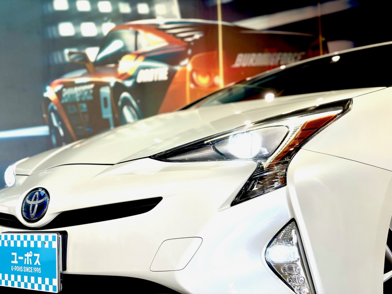 トヨタ プリウス