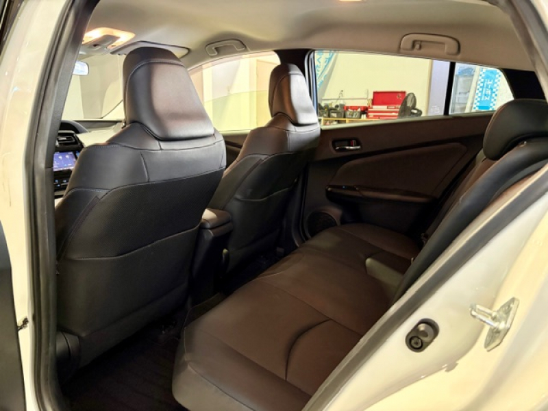 トヨタ プリウス