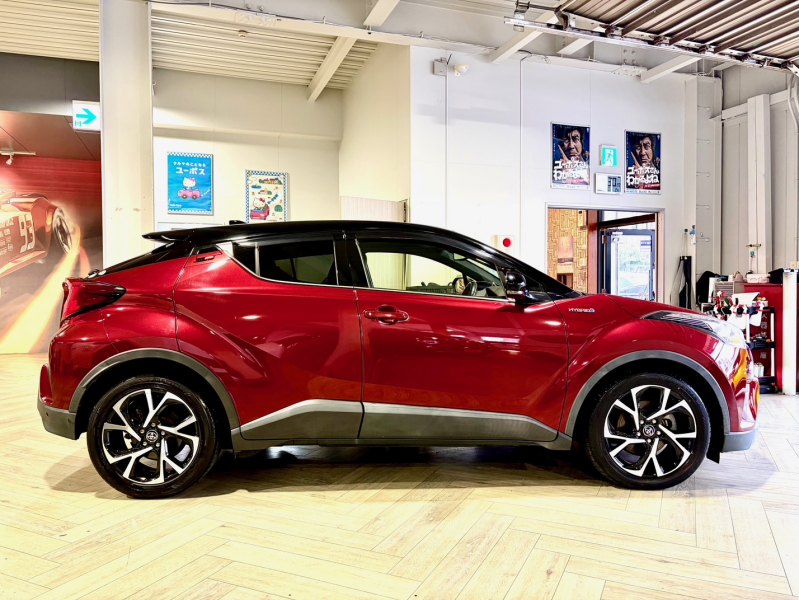 トヨタ C-HR