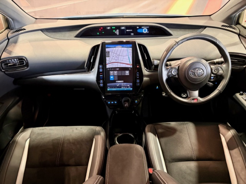 トヨタ プリウスPHV