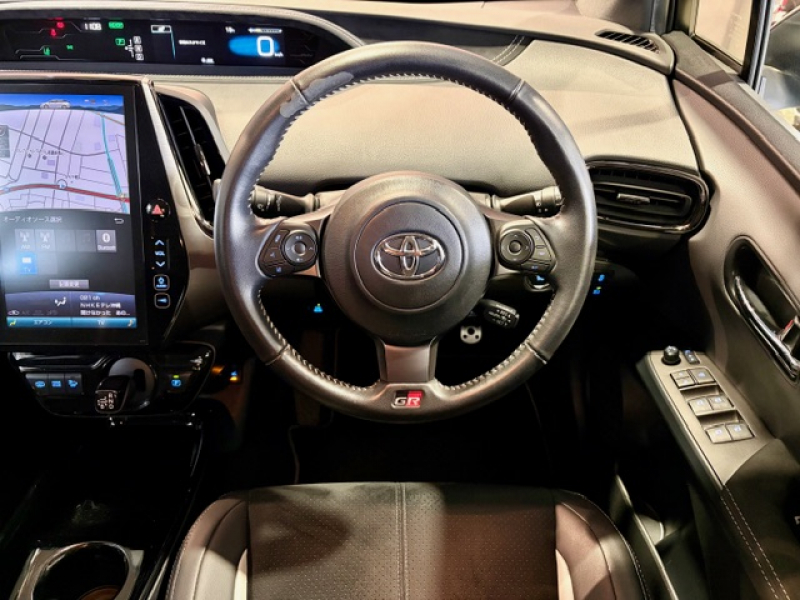 トヨタ プリウスPHV