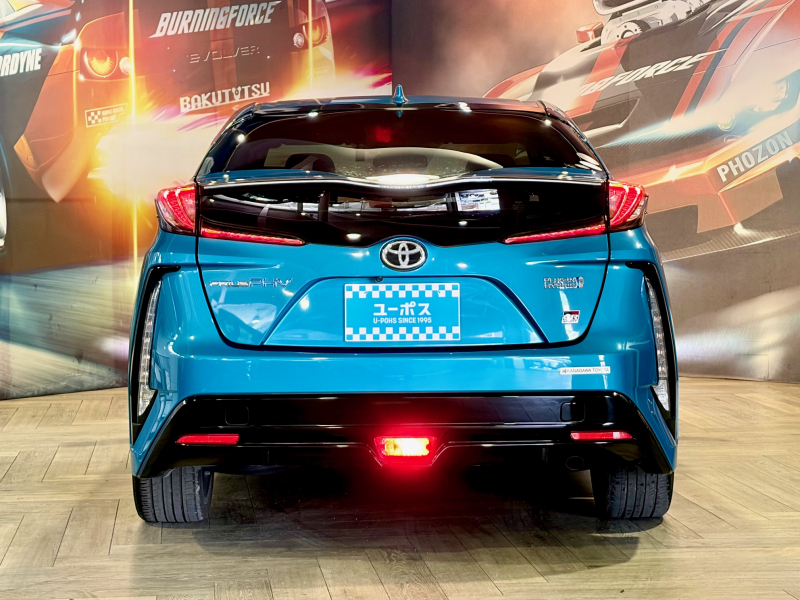 トヨタ プリウスPHV