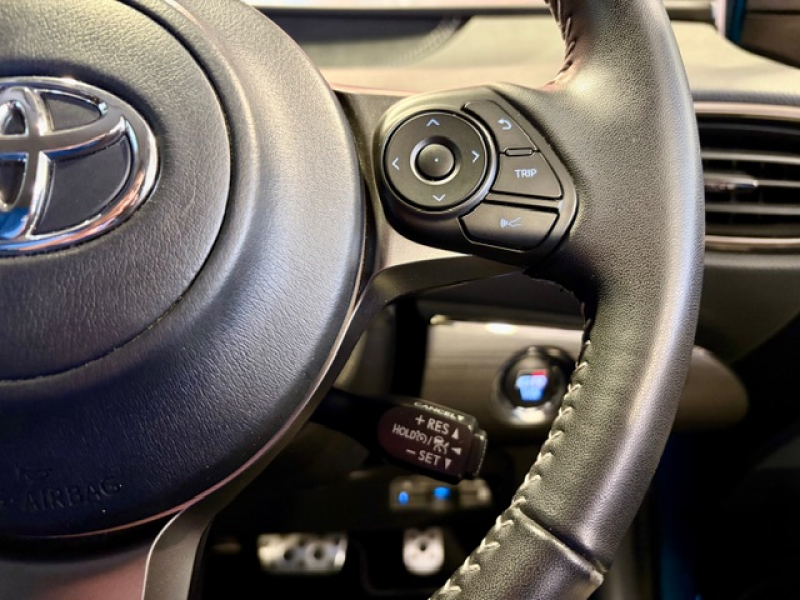 トヨタ プリウスPHV