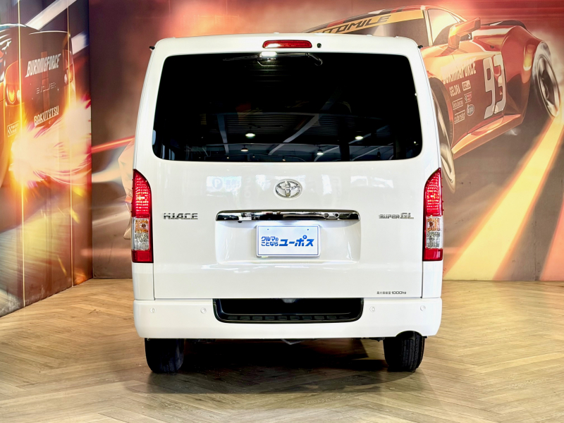 トヨタ ハイエースバン