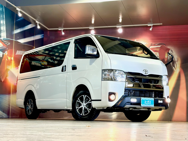 トヨタ ハイエースバン