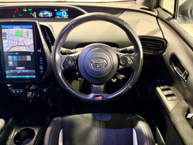 トヨタ プリウスPHV