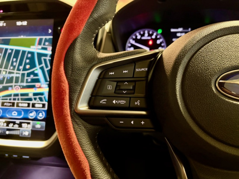 スバル クロストレック リミテッド