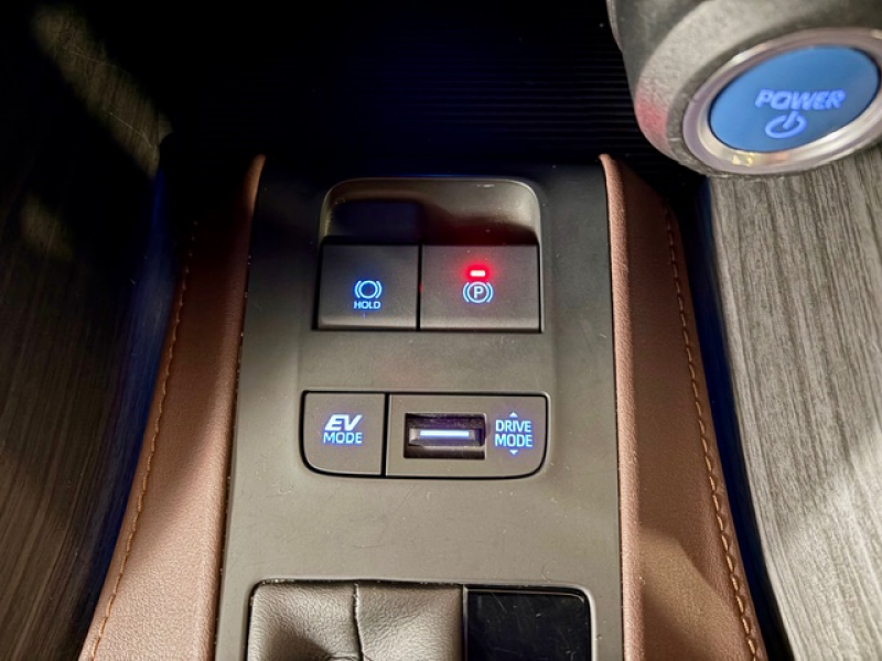 トヨタ ハリアー ハイブリッド