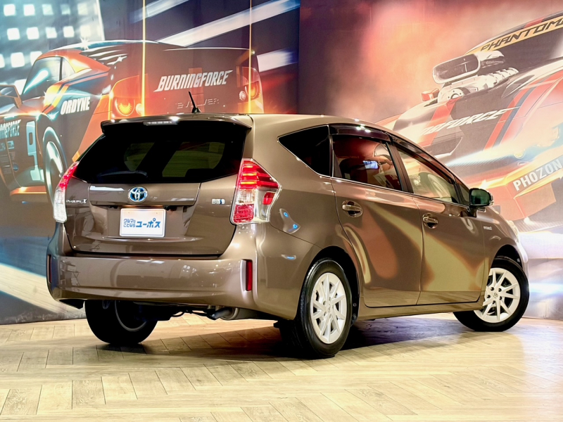 トヨタ プリウスα