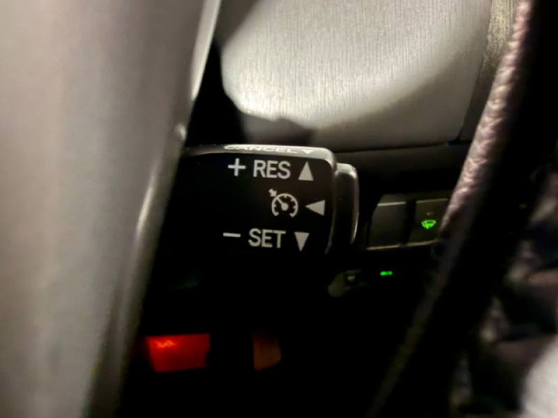 トヨタ プリウスα