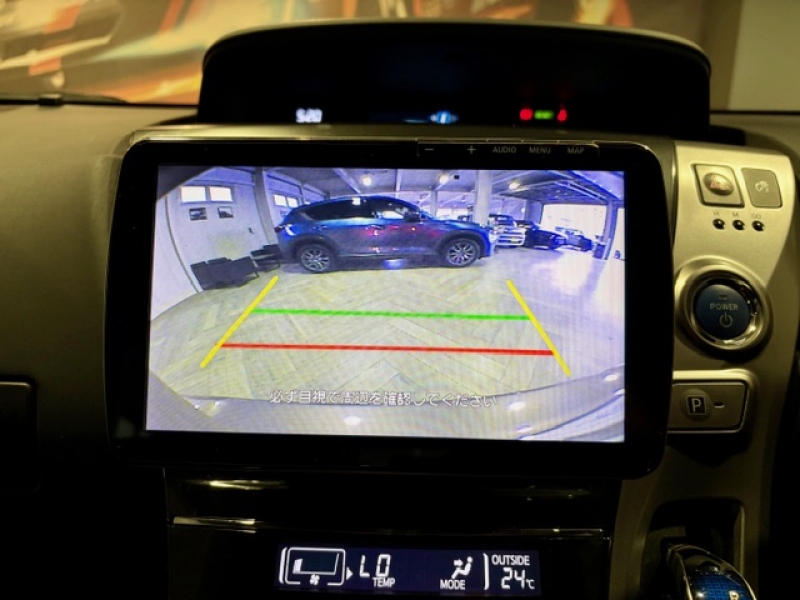 トヨタ プリウスα