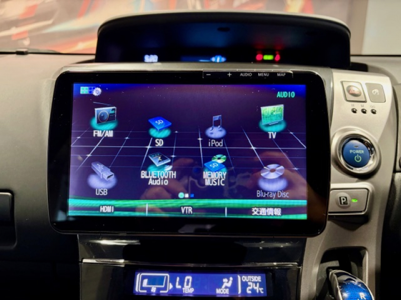 トヨタ プリウスα