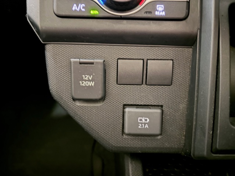 ダイハツ タフト