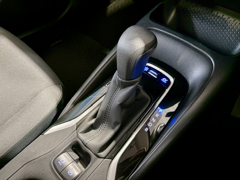 トヨタ カローラ