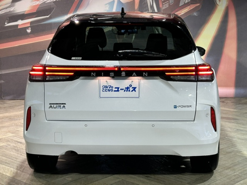 日産 オーラ