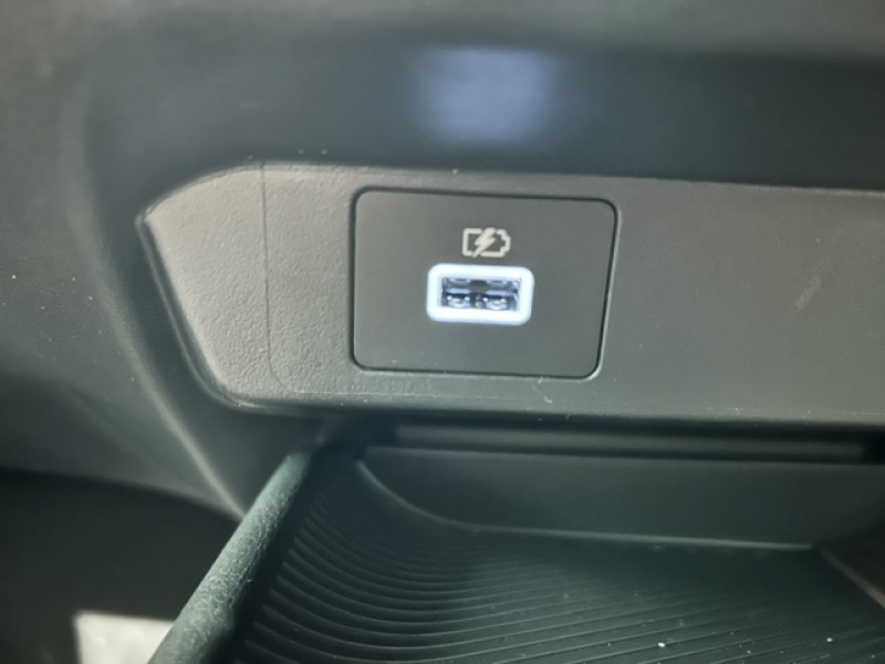 日産 オーラ