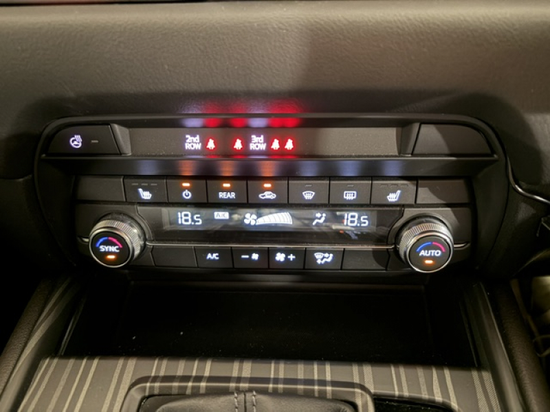 マツダ CX-8