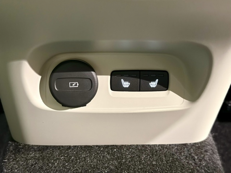 ボルボ XC40