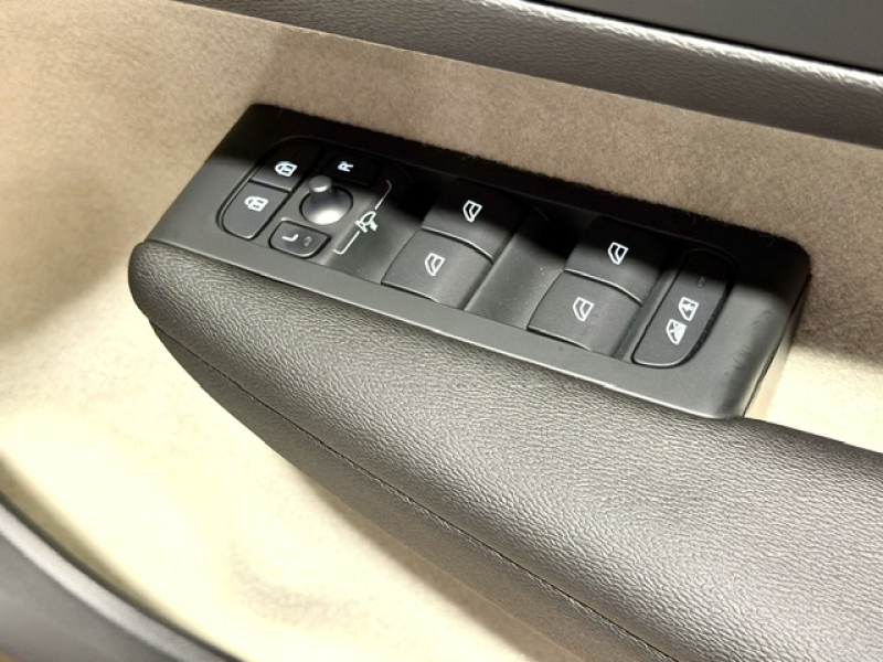 ボルボ XC40