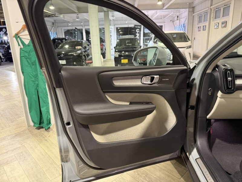 ボルボ XC40