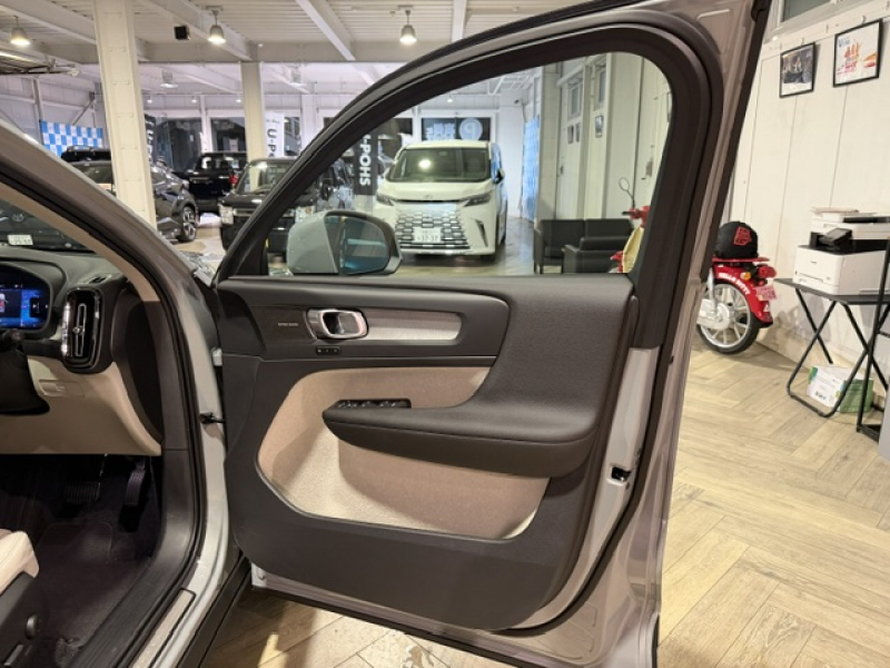 ボルボ XC40
