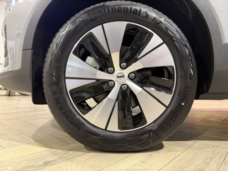 ボルボ XC40