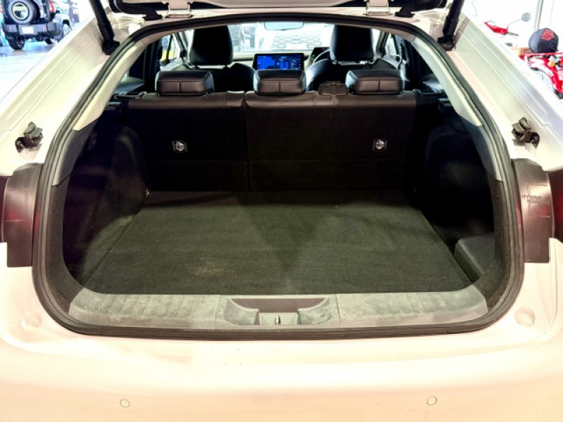 トヨタ プリウスPHEV
