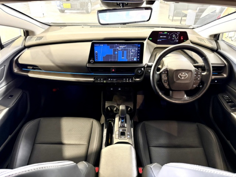 トヨタ プリウスPHEV