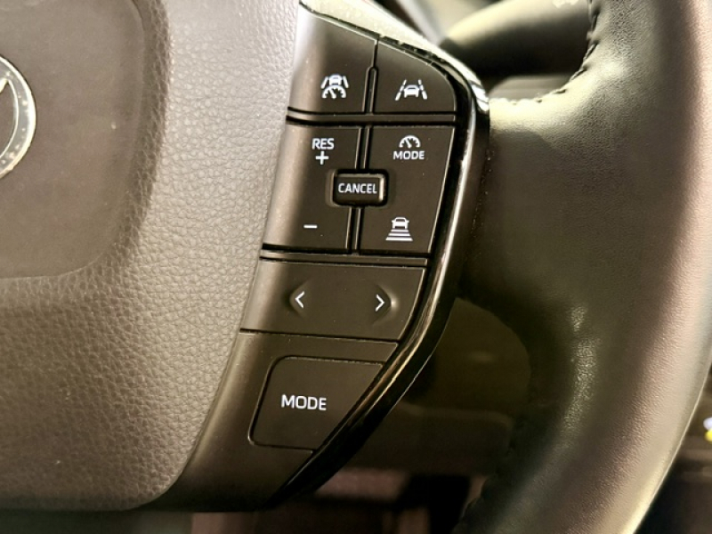 トヨタ プリウスPHEV