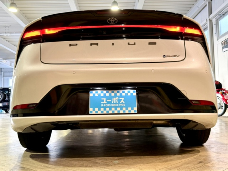 トヨタ プリウスPHEV