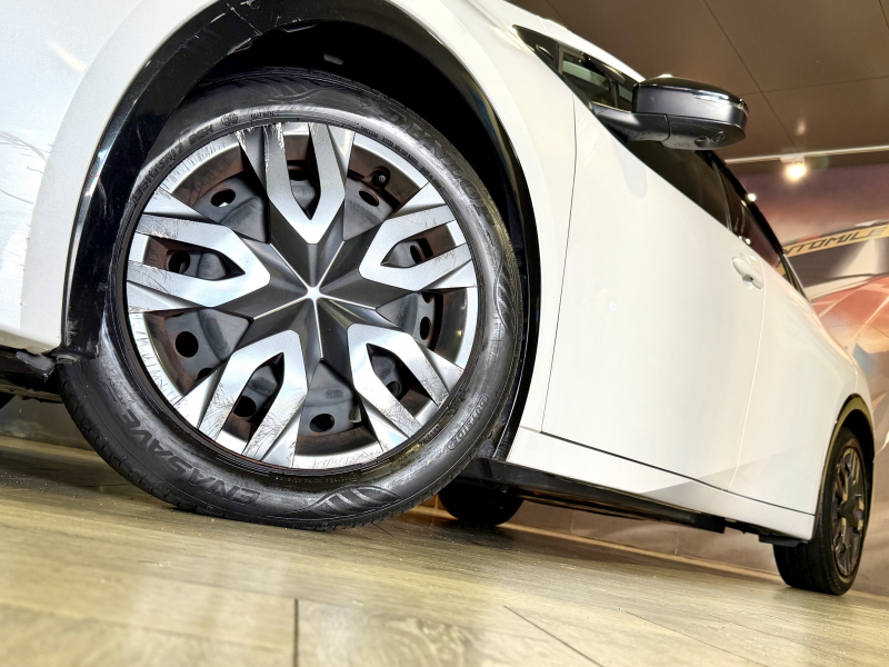 トヨタ プリウスPHEV