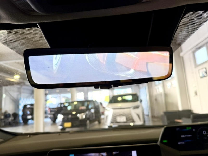 トヨタ プリウスPHEV