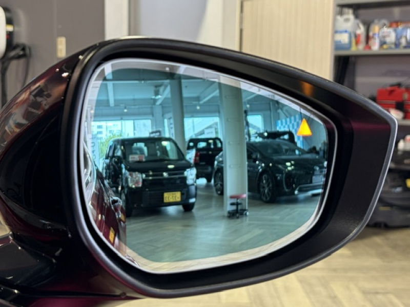 マツダ MAZDA 3