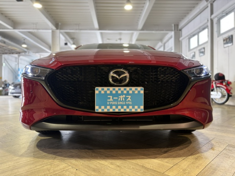 マツダ MAZDA 3