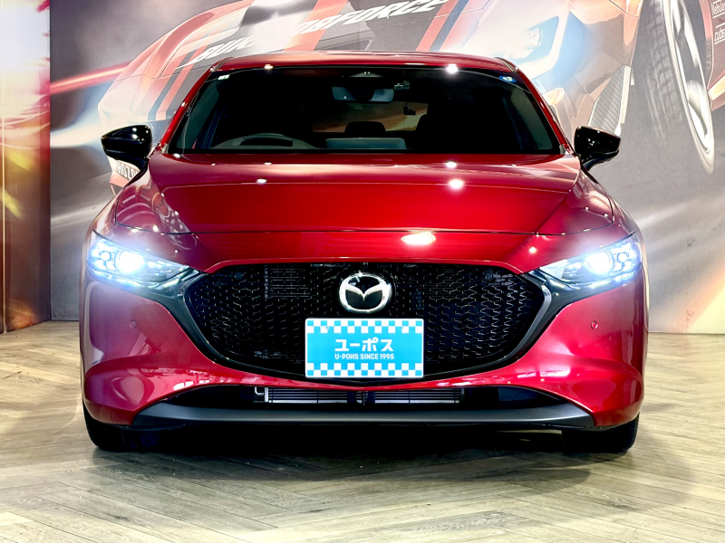 マツダ MAZDA 3